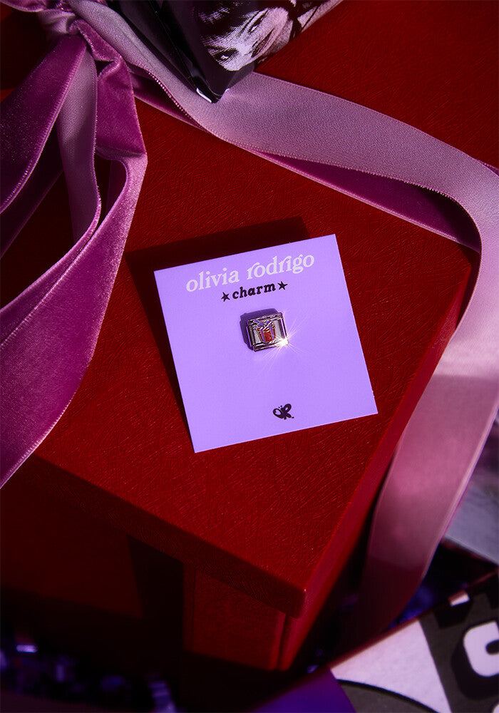 Olivia Rodrigo gift box charm Anhänger 387034